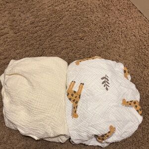 Pack and play sheets (Mom Cozy)